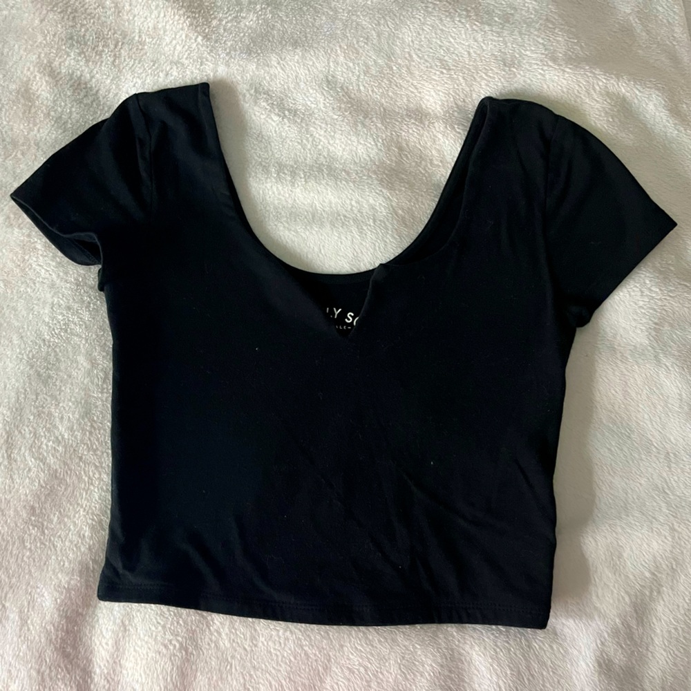 Aeropostal black shirt in a size small